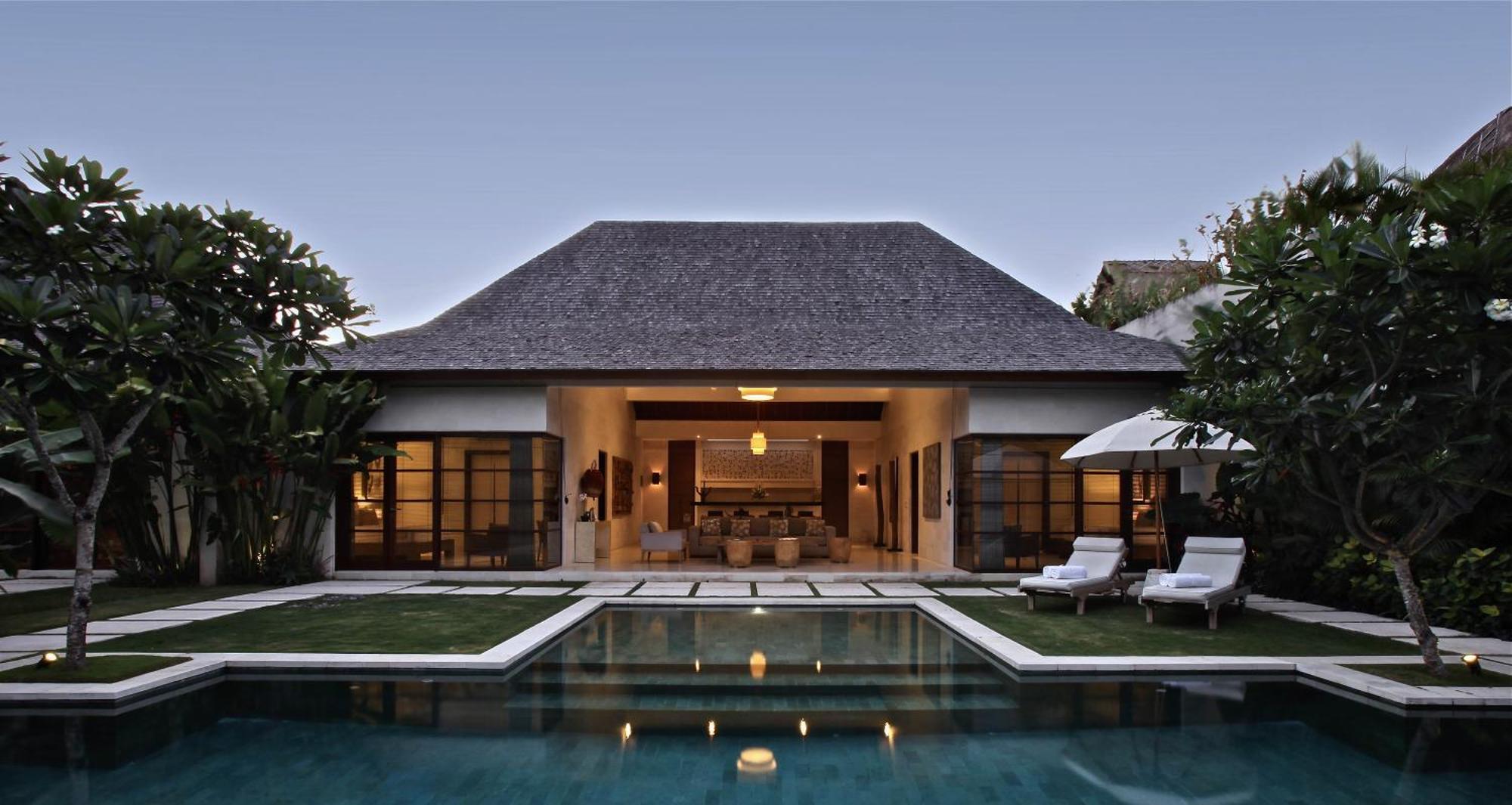 Nyaman Villas Seminyak Exterior photo